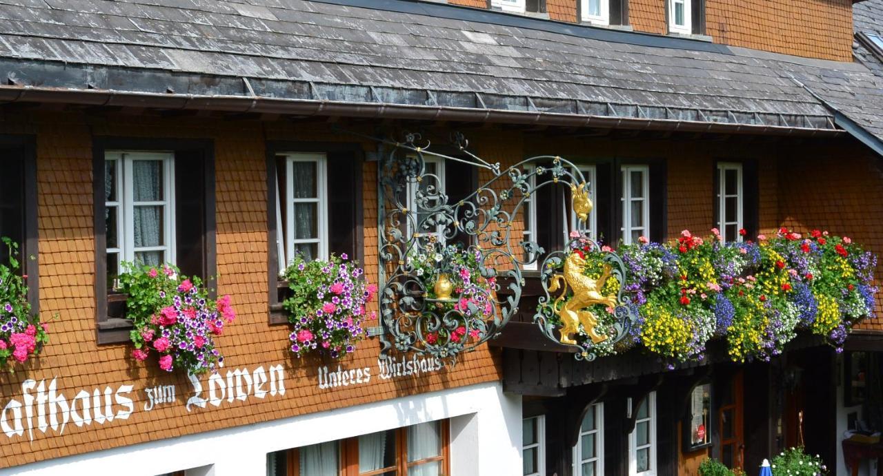 Hotel Zum Loewen - Unteres Wirtshaus Titisee-Neustadt Exterior photo